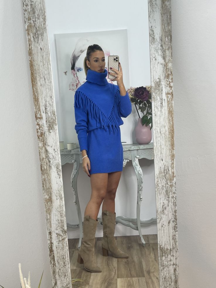 Vestido azul cuello alto flecos Vestido azul cuello alto flecos