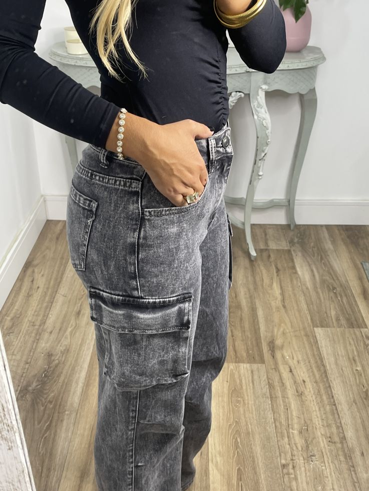 Outfit Con Pantalon Negro Deslavado Pantalón Negro Jeans Negro